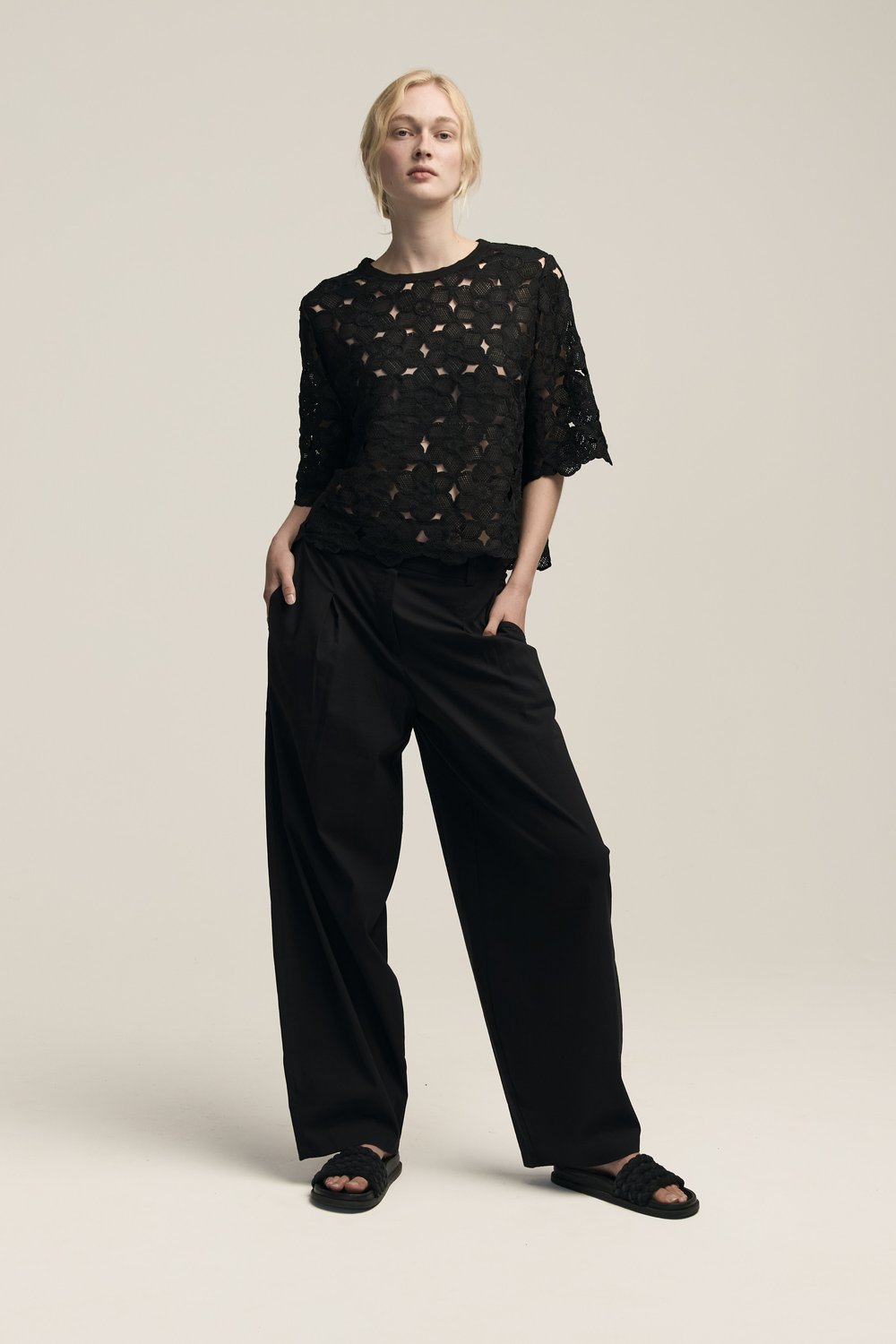 ischiko blouse-janett-lyocell-linen-mix-60220110029-842adobe_dmf0k0ayu6UFHTTa5Cgv1S7A_LA=.r600x